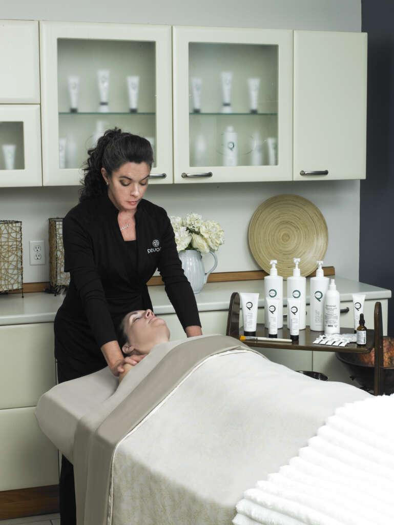 Pevonia Hyaluronic Acid Treatment 1